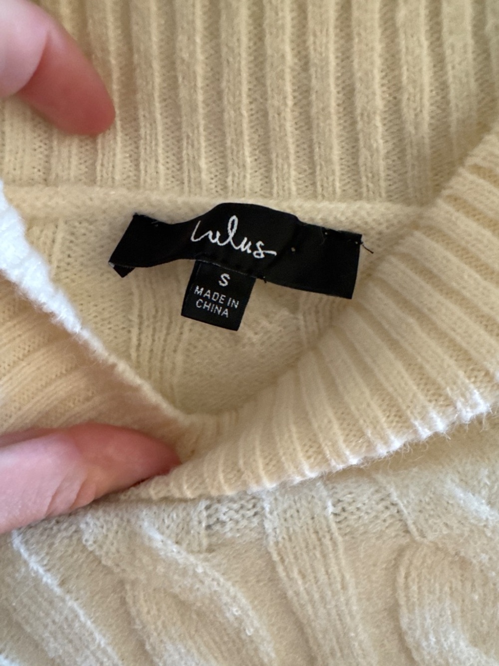 Cropped cable sweater - Picture 2 of 2